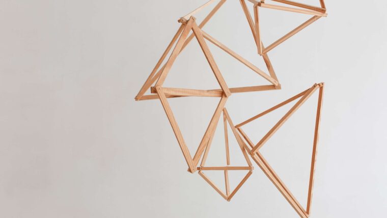 How Tensegrity Structures Defy Gravity: A Fascinating Architectural Concept